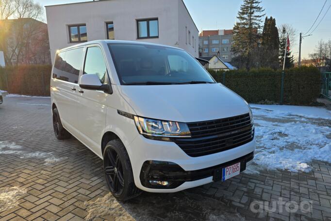 Volkswagen Transporter T6 Kombi minivan 4-doors