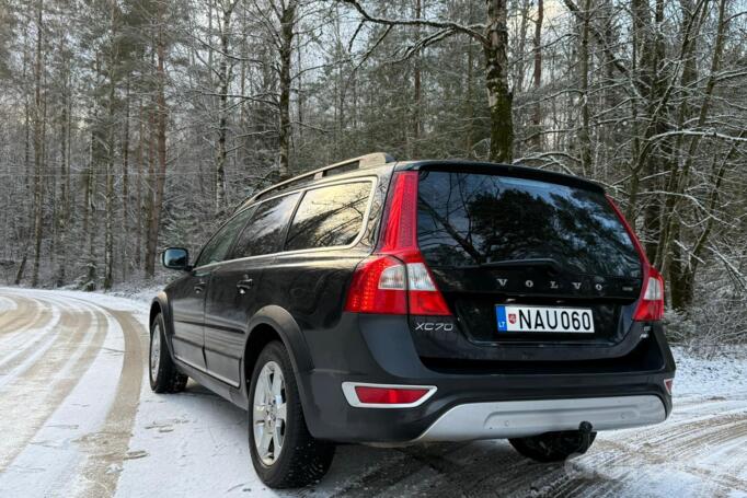 Volvo XC70 3 generation wagon