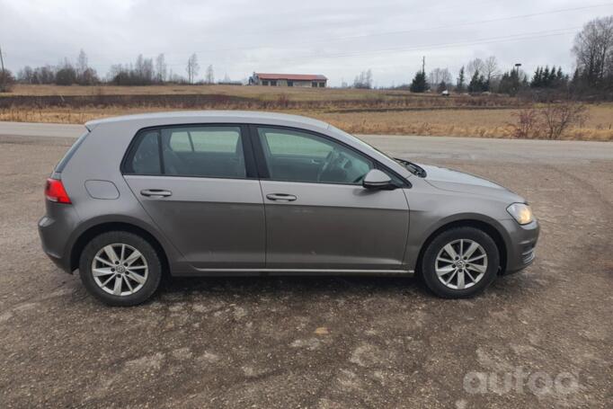 Volkswagen Golf 7 generation Hatchback 5-doors