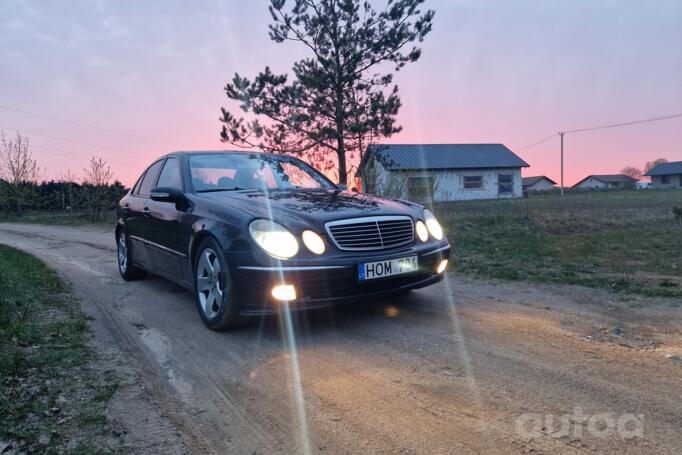 Mercedes-Benz E-Class W211 Sedan