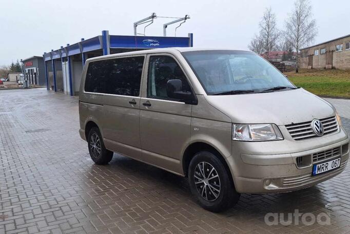 Volkswagen Transporter T5 Minivan 4-doors