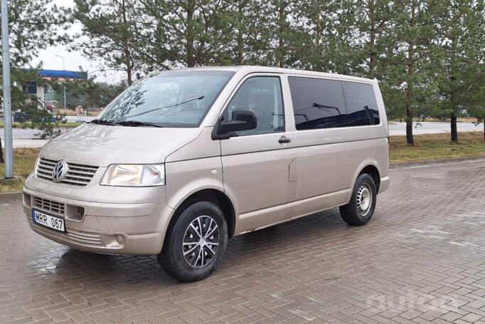 Volkswagen Transporter T5 Minivan 4-doors