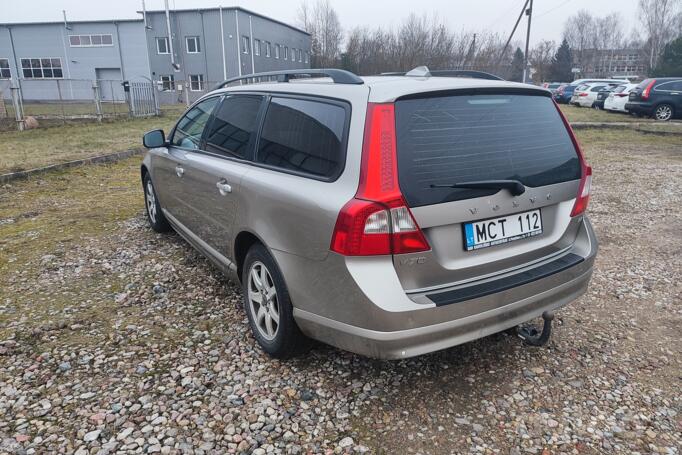 Volvo V70 3 generation wagon