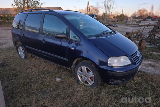 Volkswagen Sharan 1 generation [restyling] Minivan