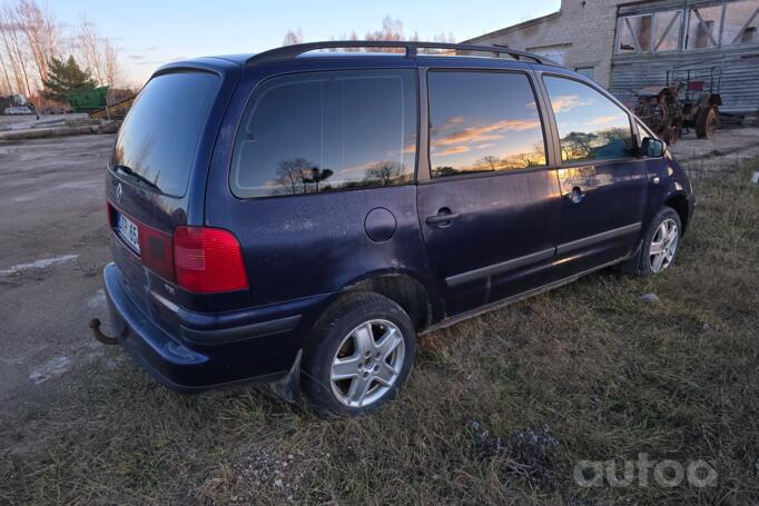 Volkswagen Sharan 1 generation [restyling] Minivan