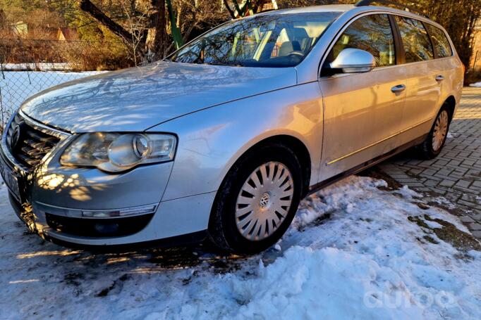 Volkswagen Passat B6 wagon 5-doors