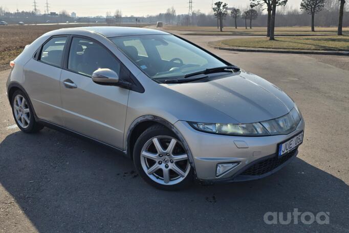 Honda Civic 8 generation [restyling] Hatchback 5-doors