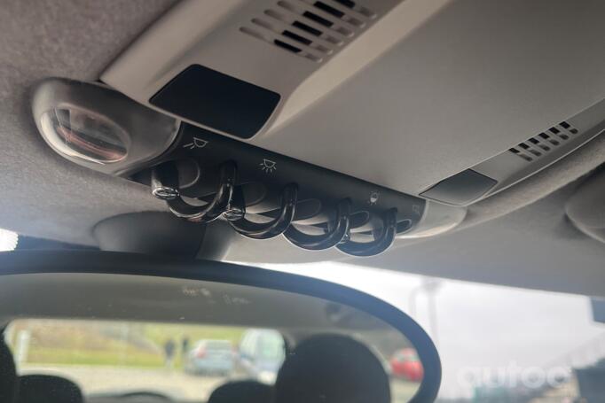 Mini Cooper S R56 Hatchback