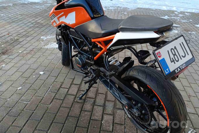 KTM Duke