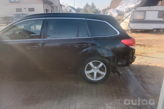 Subaru Outback 4 generation wagon