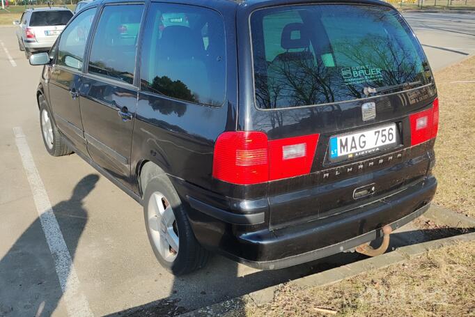 SEAT Alhambra 1 generation [restyling] Minivan