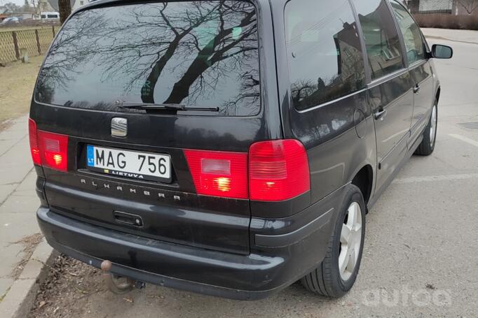 SEAT Alhambra 1 generation [restyling] Minivan