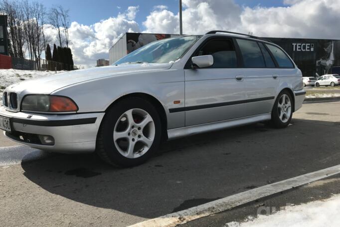 BMW 5 Series E39 Touring wagon