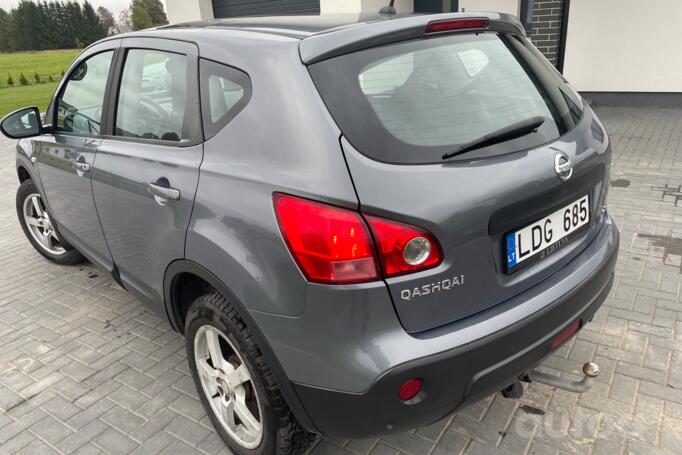 Nissan Qashqai 1 generation Crossover 5-doors