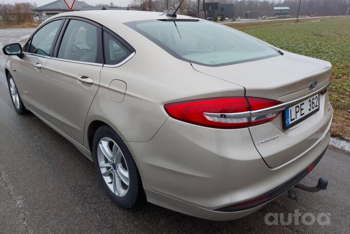 Ford Fusion (North America) 2 generation [restyling] Sedan