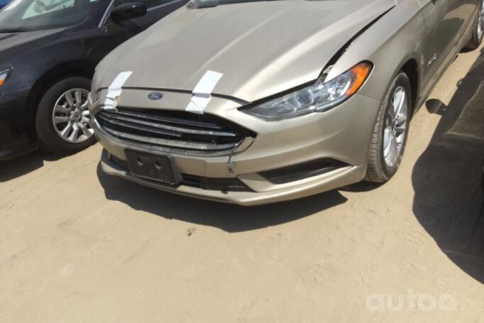 Ford Fusion (North America) 2 generation [restyling] Sedan