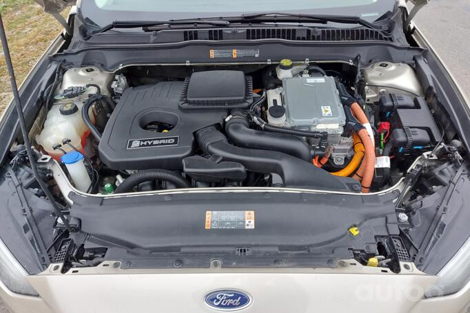 Ford Fusion (North America) 2 generation [restyling] Sedan