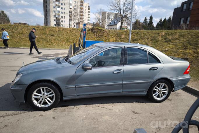 Mercedes-Benz C-Class W203/S203/CL203 [restyling] Sedan 4-doors