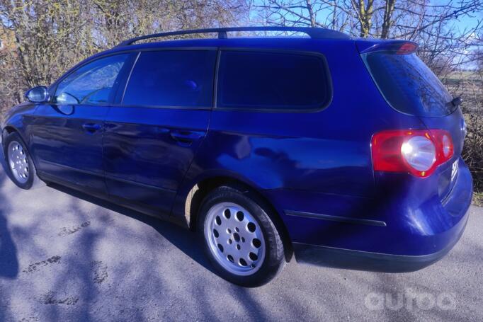 Volkswagen Passat B6 wagon 5-doors