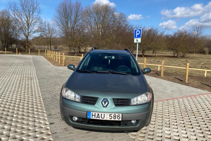 Renault Megane 2 generation wagon