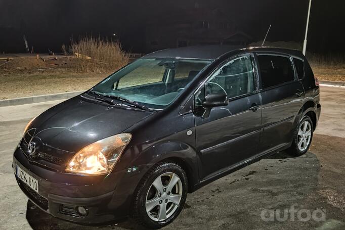 Toyota Corolla Verso 1 generation [restyling] -2 generation