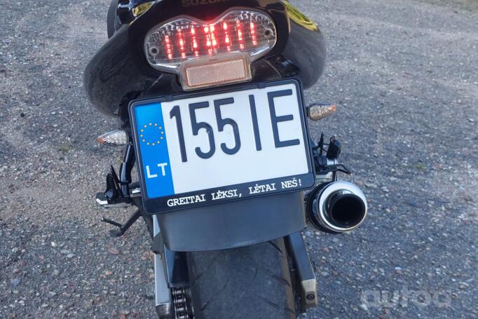 Suzuki GSF600S