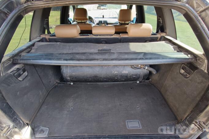BMW X5 E53 Crossover