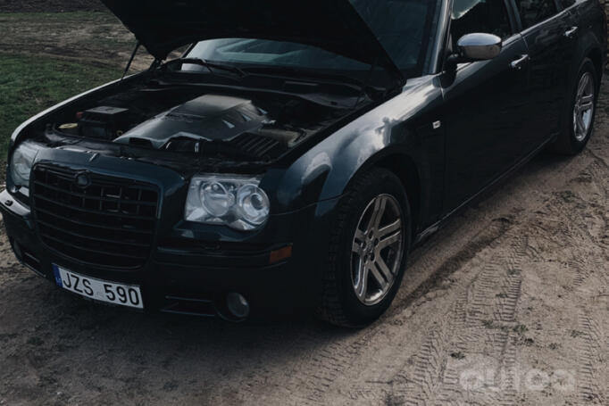 Chrysler 300C 1 generation Sedan 4-doors