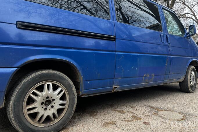 Volkswagen Caravelle T4 Minivan