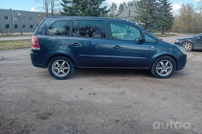 Opel Zafira B Minivan 5-doors