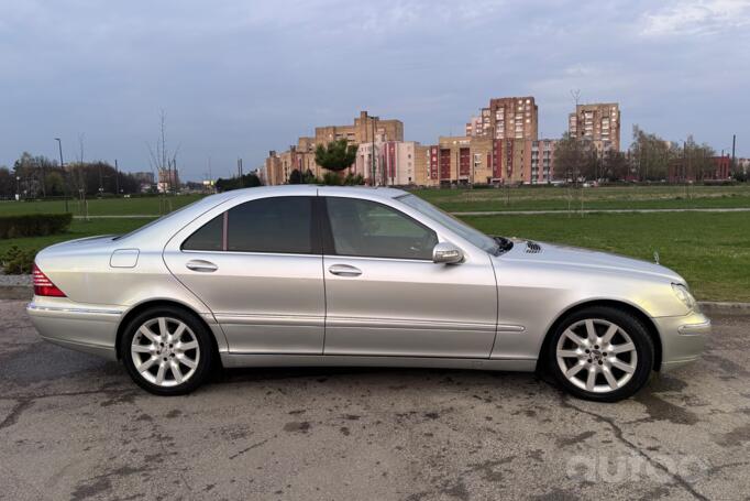 Mercedes-Benz S-Class W220 [restyling] Sedan 4-doors