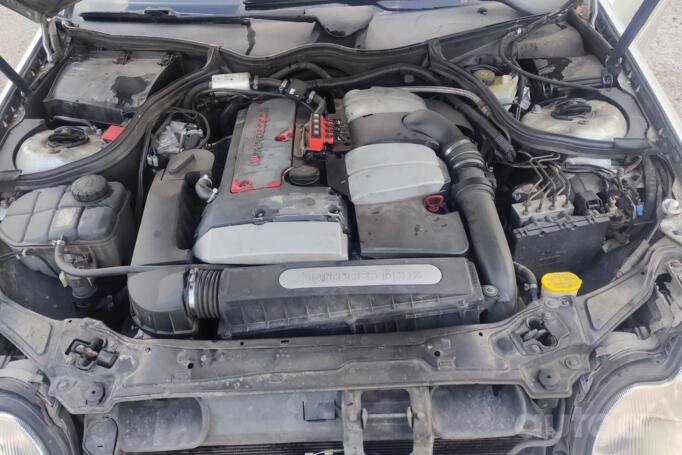 Mercedes-Benz C-Class W203/S203/CL203 Sedan