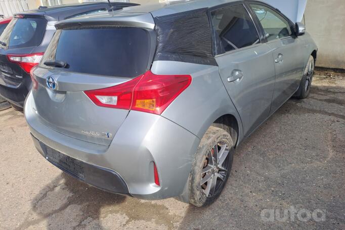 Toyota Auris 2 generation Hatchback 5-doors