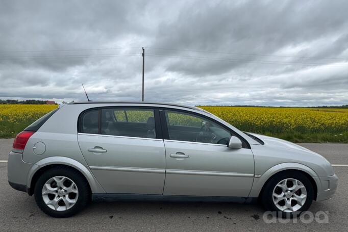 Opel Signum C Hatchback