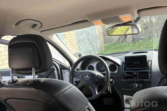 Mercedes-Benz C-Class W204/S204 Sedan 4-doors