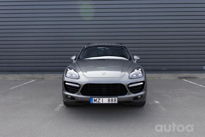 Porsche Cayenne 958 Crossover