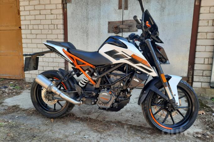 KTM Duke