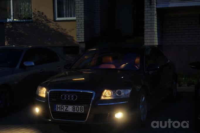 Audi A8 D3/4E Sedan