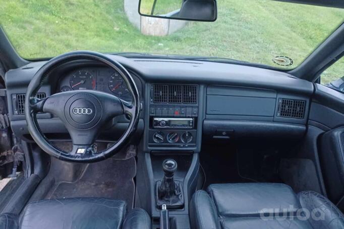 Audi 90 3 generation (B4)