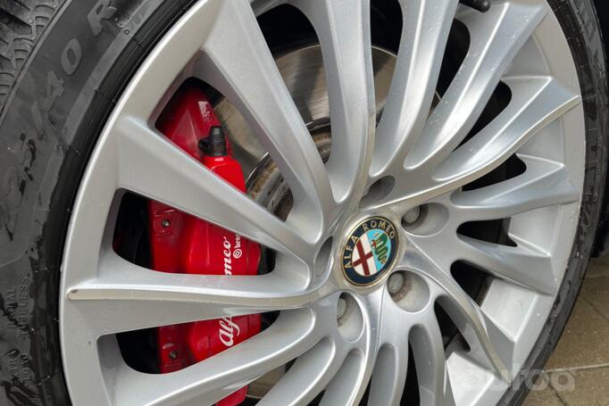 Alfa Romeo Giulietta 940 Hatchback