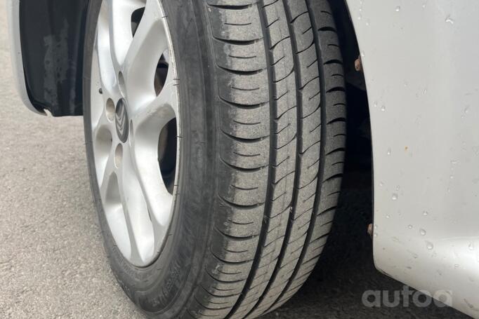 Citroen C1 1 generation Hatchback 5-doors