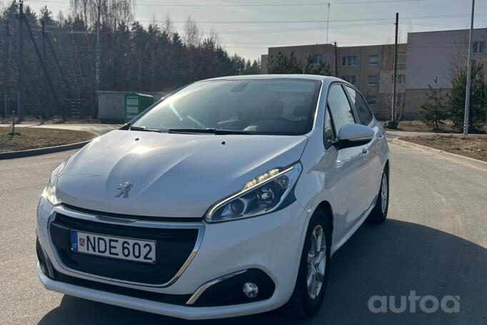 Peugeot 208 1 generation [restyling]