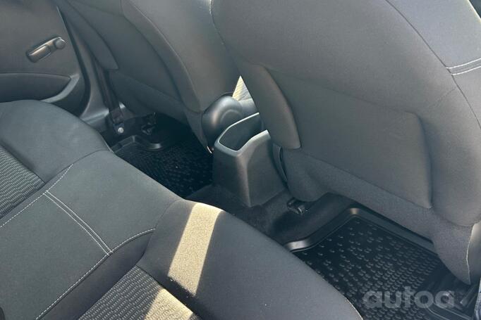 Peugeot 208 1 generation [restyling]