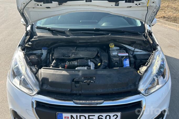 Peugeot 208 1 generation [restyling]