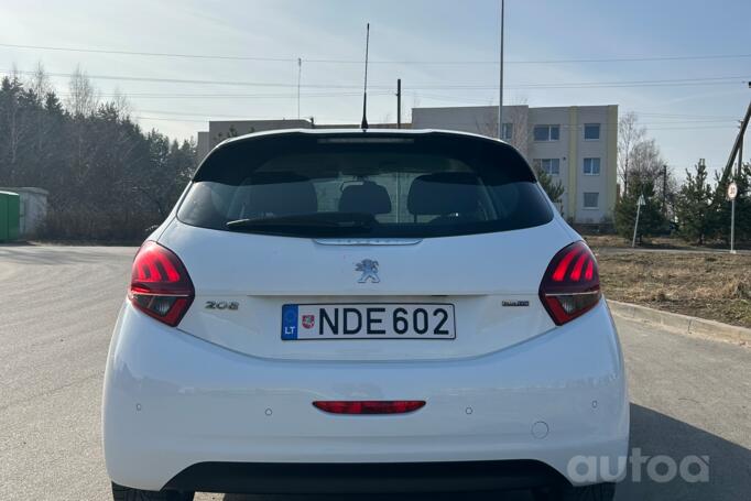 Peugeot 208 1 generation [restyling]