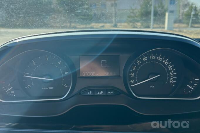 Peugeot 208 1 generation [restyling]