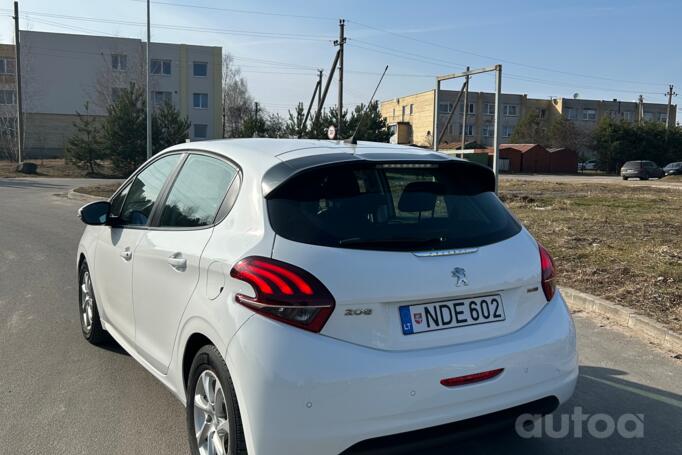 Peugeot 208 1 generation [restyling]