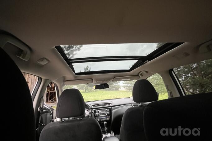 Nissan X-Trail T32 Crossover