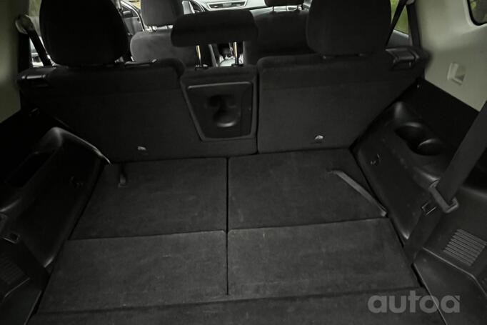 Nissan X-Trail T32 Crossover