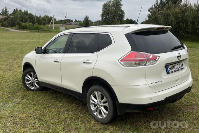 Nissan X-Trail T32 Crossover